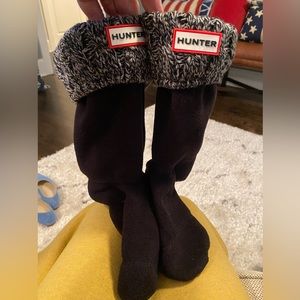 Hunter Boot Socks - short. Black sock w/blk/wht fold over. Size M (US 5-7)